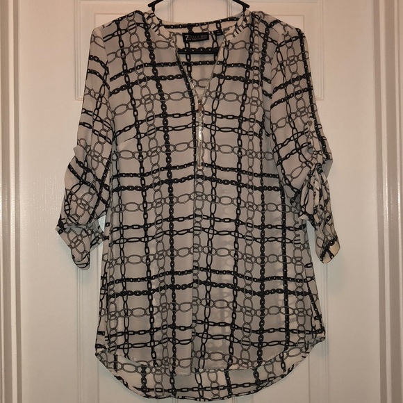 Top - Picture 1 of 3